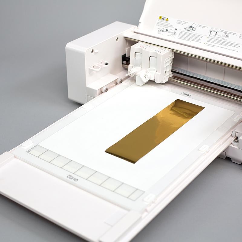 Hoja de Foil para Efectos Metálicos en Frío Oro  Silhouette