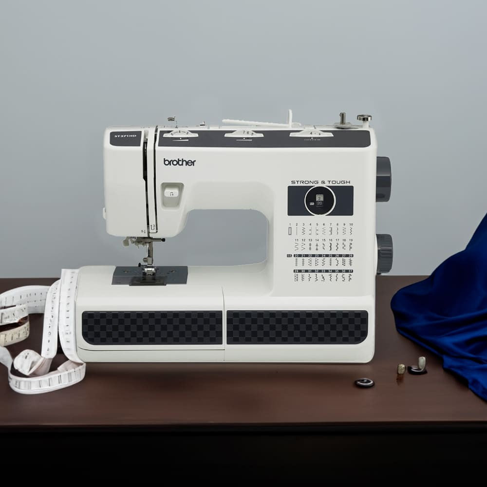 Maquina De Coser 37 Puntadas Para Trabajo Pesado Brother ST371HD