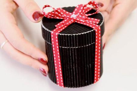Paquete de papel Negro corrugado metálico