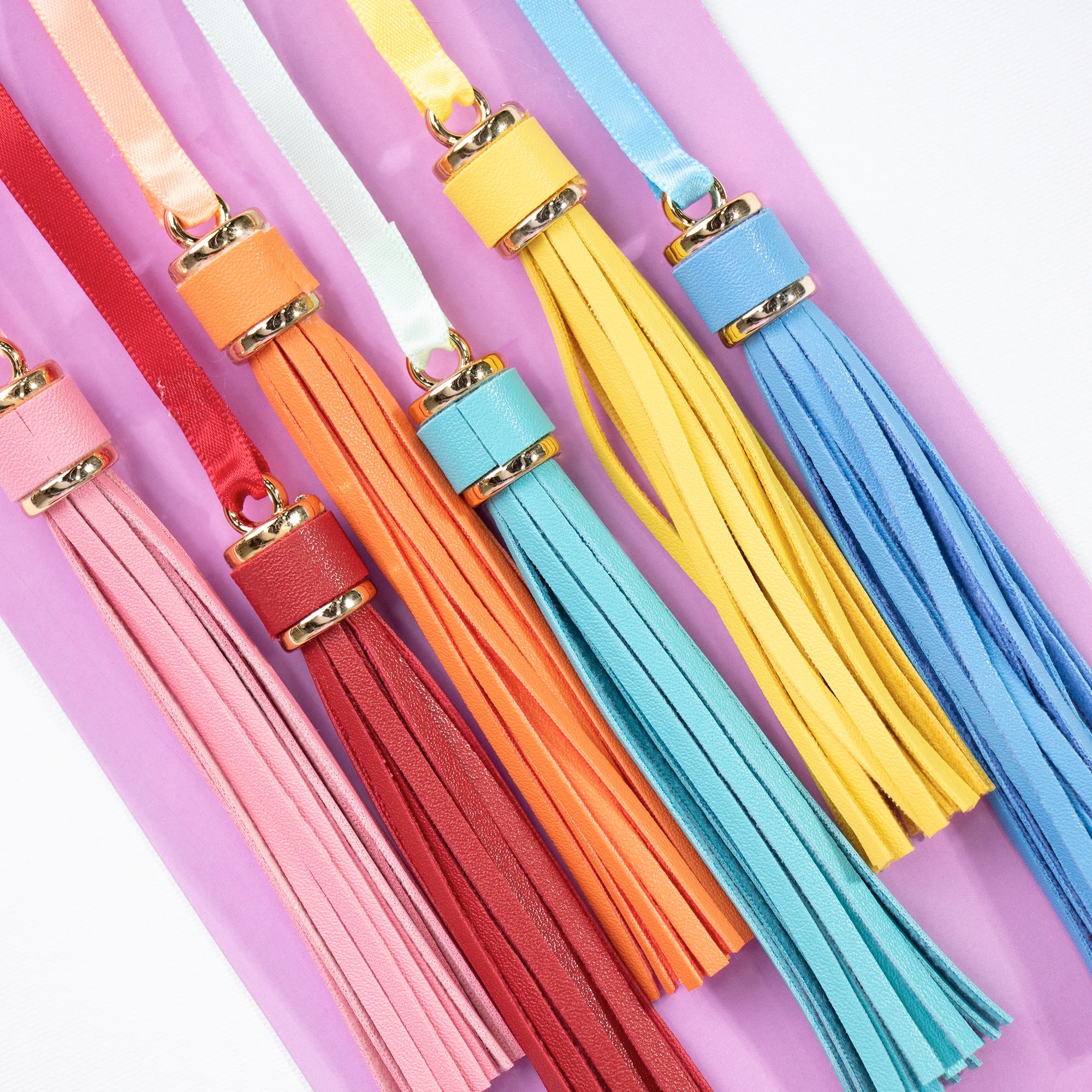Borlas Luxe para encuadernado 6 pz quelli